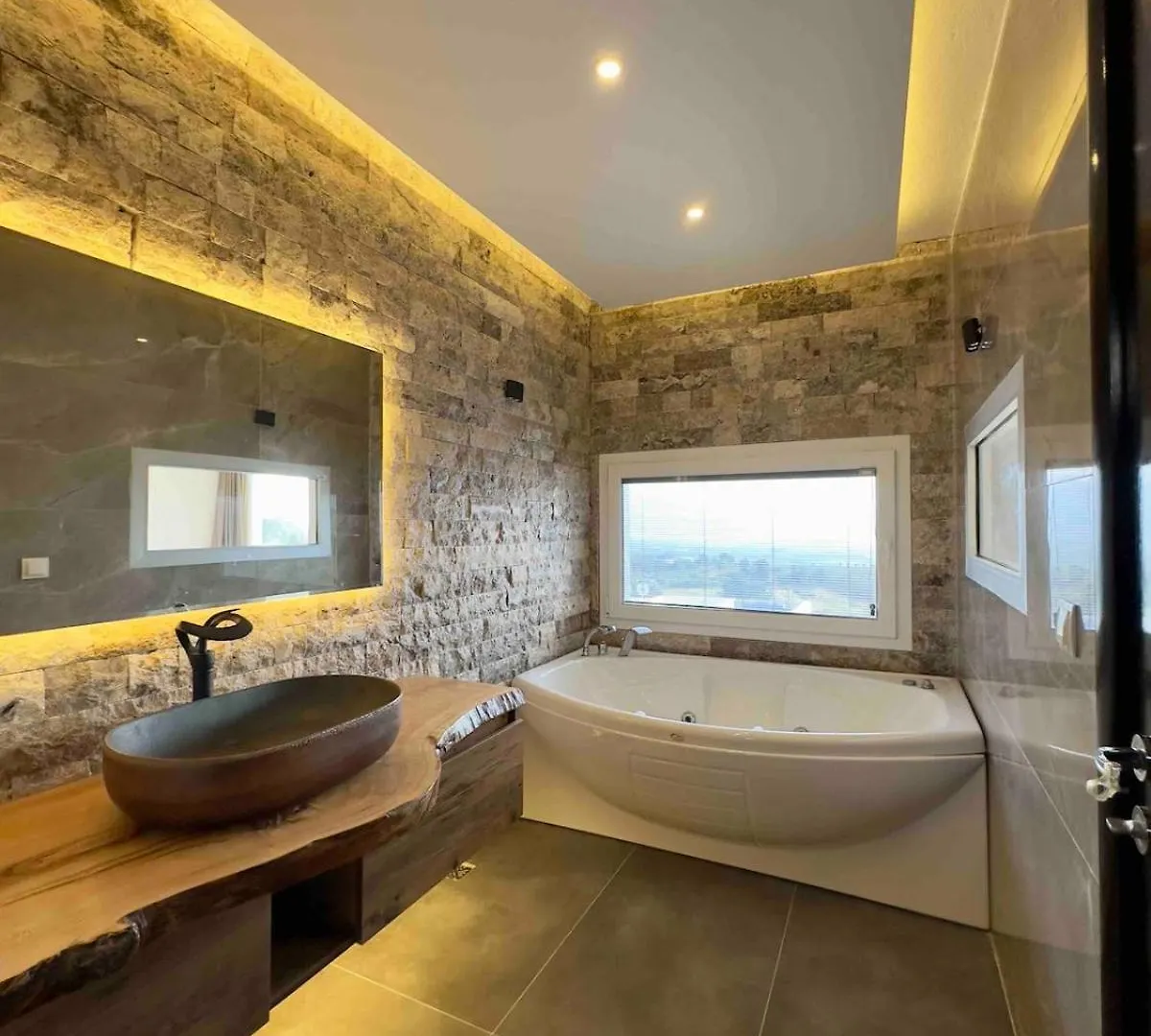Luxusvilla Mit Panorama-Meerblick 20M Privatpool Kusadası 0*,  Turchia